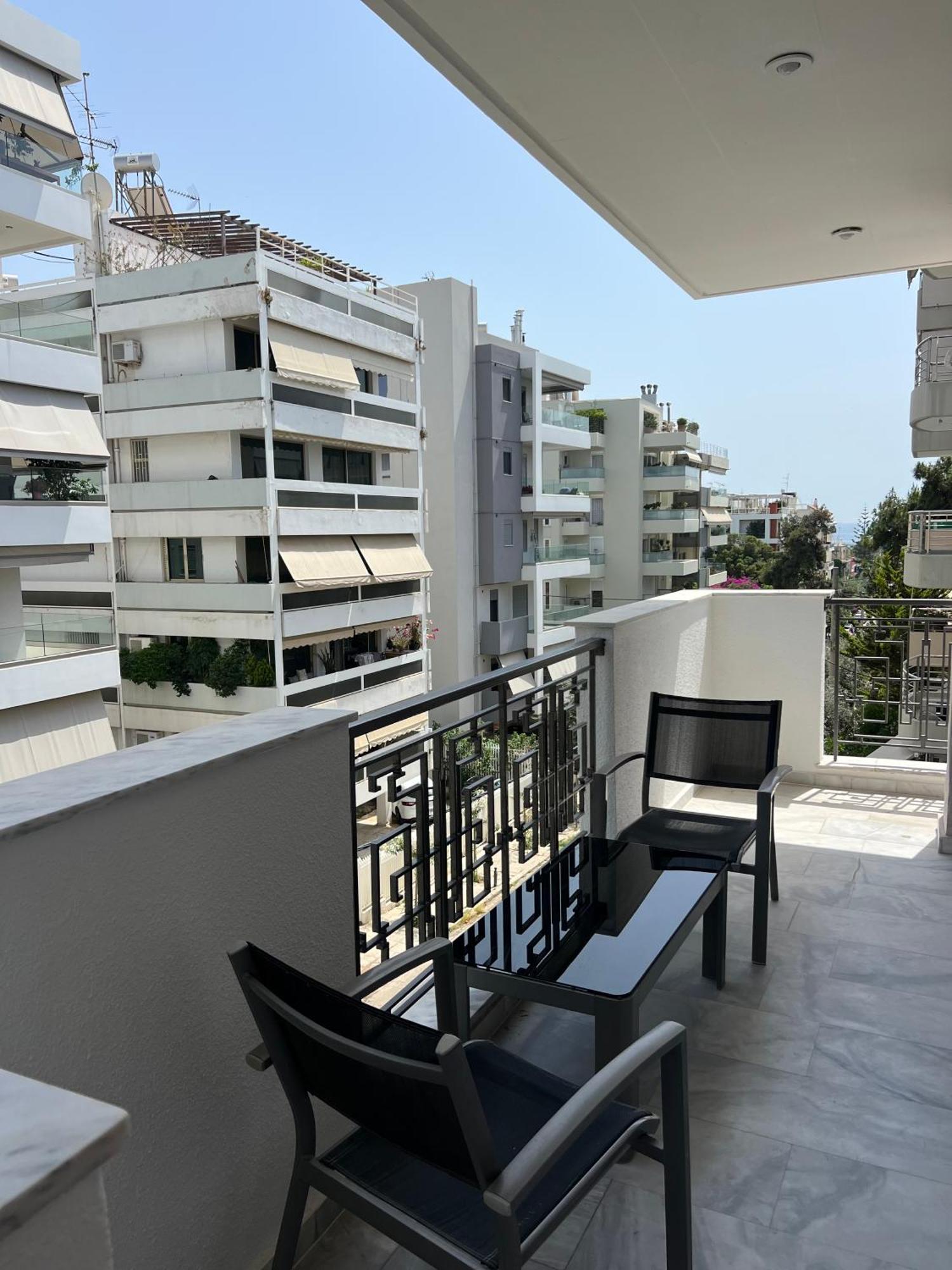 Brand New Brilliant Apartment At Athenian Riviera Kültér fotó