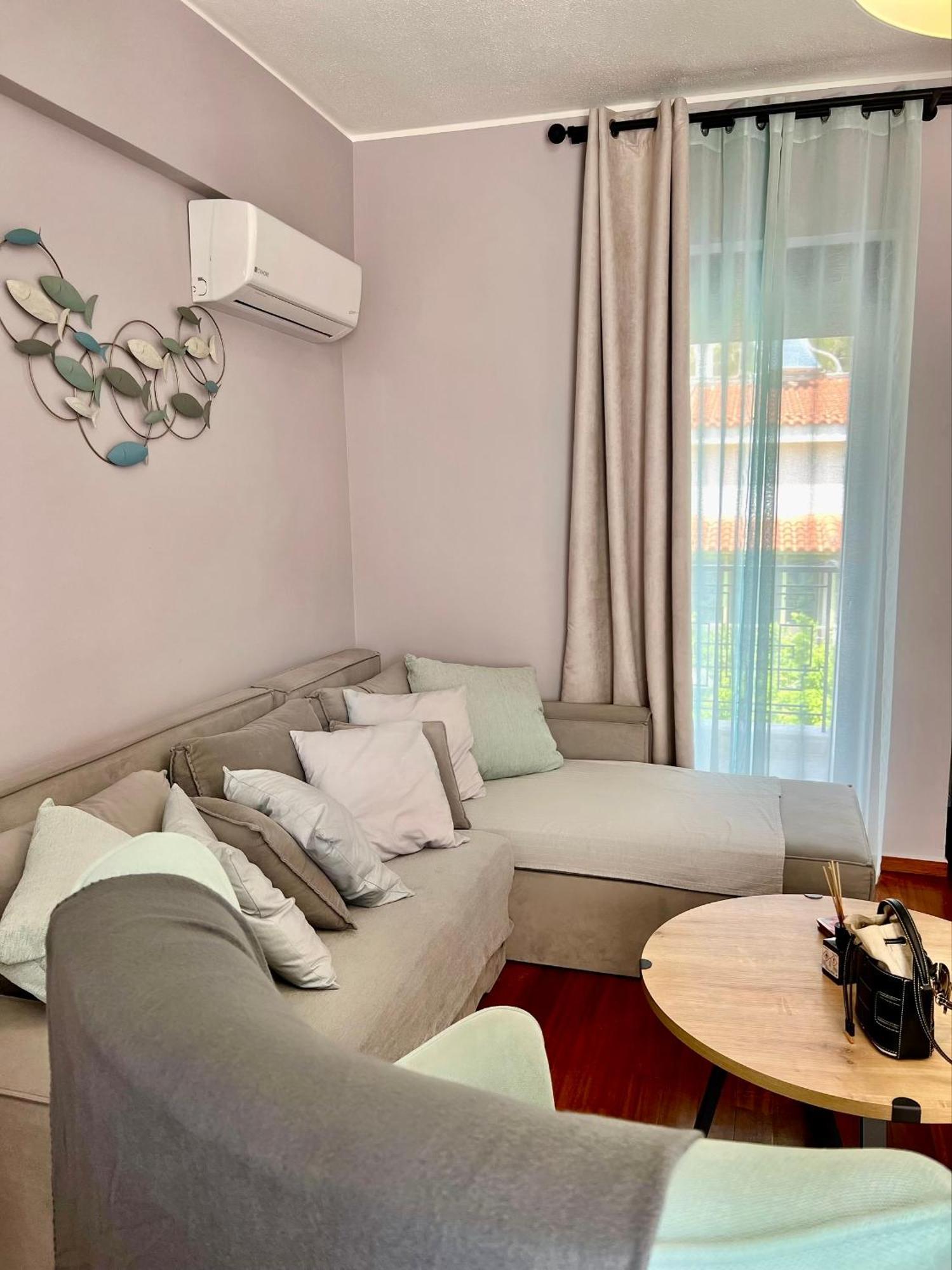 Brand New Brilliant Apartment At Athenian Riviera Kültér fotó